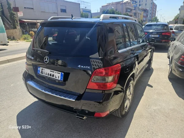 Durres, shitet SUV | Fuoristrad | Xhip Mercedes Benz GLK 220cdi Nafte, e zeze automatik Klima 7.000 €