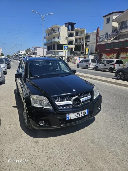 Durres, shitet SUV | Fuoristrad | Xhip Mercedes Benz GLK 220cdi Nafte, e zeze automatik Klima 7.000 €