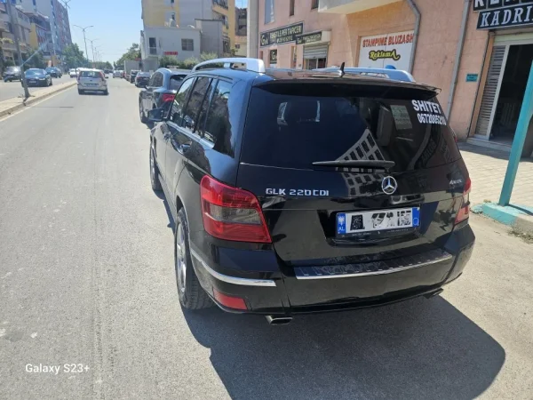 Durres, shitet SUV | Fuoristrad | Xhip Mercedes Benz GLK 220cdi Nafte, e zeze automatik Klima 7.000 €