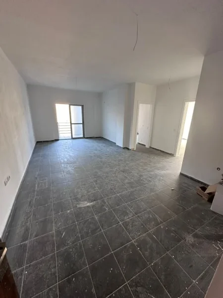 Durres, shitet apartament 2+1+Ballkon Kati 3, 99 m² 105.000 € (Golem)