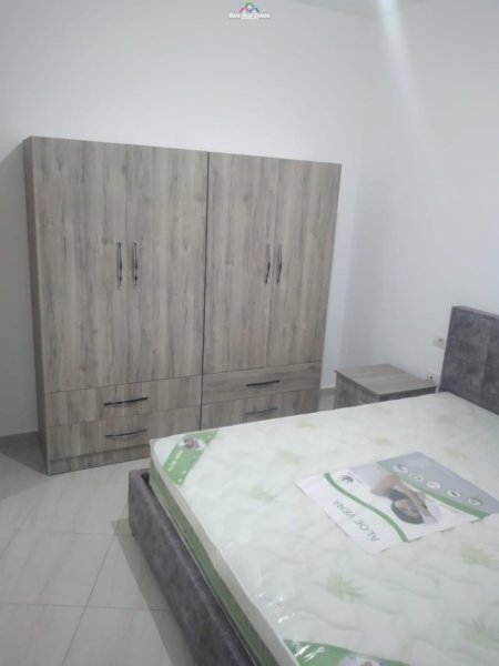 Tirane, jepet me qera apartament 2+1 Kati 2, 80 m² 500 € (liqeni i thate)