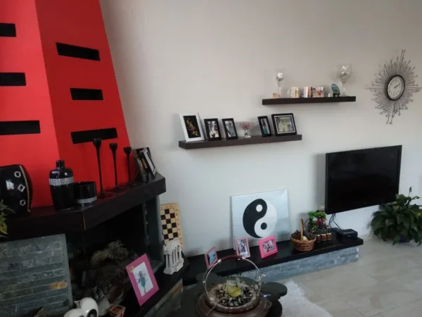 Tirane, jepet me qera apartament 2+1 Kati 4, 120 m² 450 € (xhamllik)