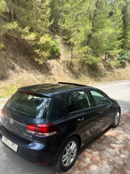 Elbasan, shes makine Volswagen Nafte, gri e erret automatik Klima