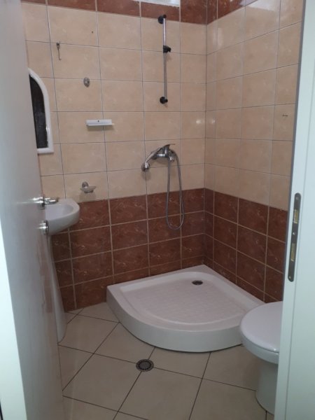 Durres, jepet me qera apartament 1+1 Kati 2, 50 m²