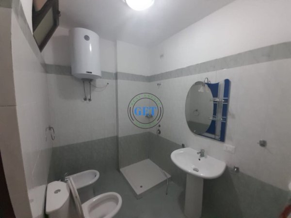 Durres, shitet apartament 2+1+Ballkon Kati 9, 105 m² 90.000 € (Ish Rajoni, Durres)
