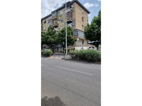 Tirane, shitet Kati 1, 45 m² 160.000 € 
