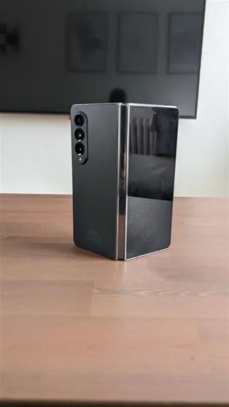 Tirane, shes Celular-Smartphone Samsung Z Fold 4