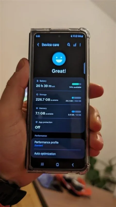 Tirane, shes Celular-Smartphone Samsung Z Fold 4