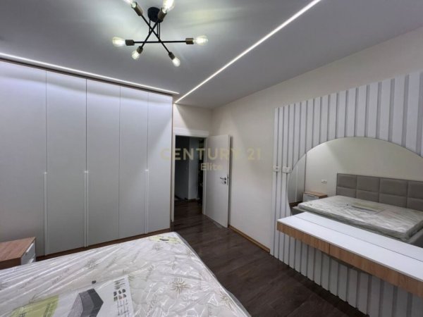 Tirane, shitet apartament 2+1 Kati 5, 99 m² 170.000 € (qender)