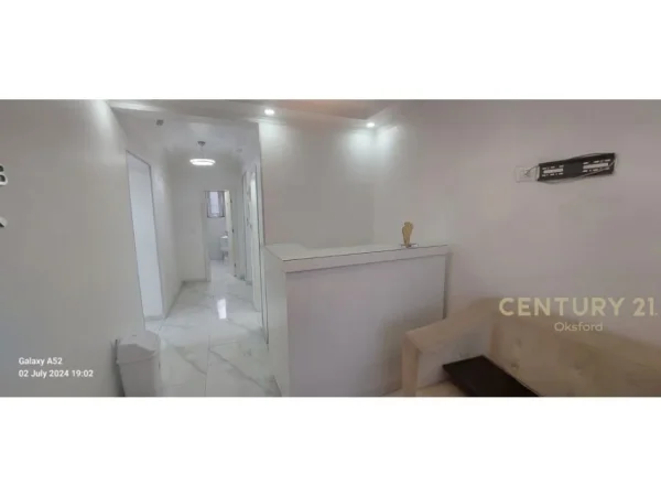 Tirane, shitet apartament 1+1 Kati 2, 48 m² 105.000 € (Farmacia 10)