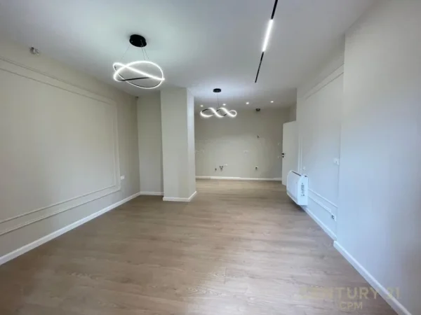 Tirane, shes apartament 2+1+Aneks+Ballkon Kati 3, 87 m² 255.000 € (Qender, 9 Katëshet)