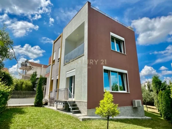 Tirane, shes Vile 3 Katshe Kati 3, 936 m² 500.000 € (TEG)