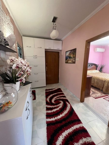 Tirane, shitet apartament 2+1+Aneks+Ballkon Kati 4, 75 m² 140.000 € (Ish Parku)