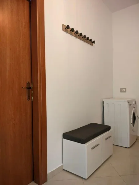 Durres, shitet apartament 1+1+Ballkon Kati 6, 61 m² 74.000 € (Rruga Pavaresie)