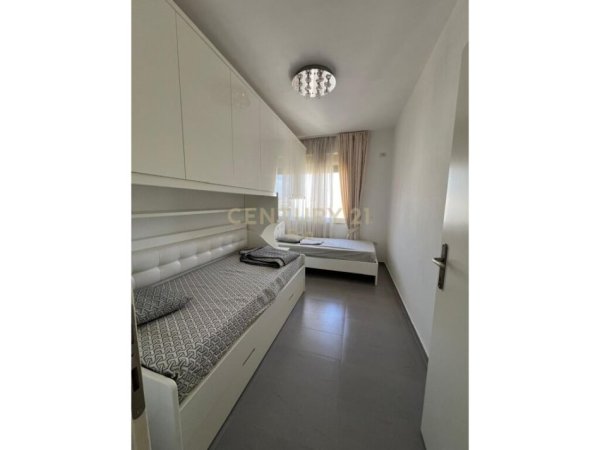 Durres, shitet apartament 2+1+Aneks+Ballkon , 115 m² 130.000 € (Prane shkolles Eftali Koci)