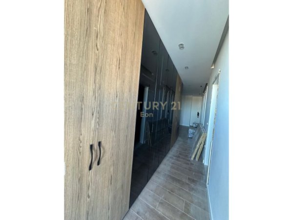 Durres, shitet apartament 3+1+Aneks+Ballkon Kati 1, 164 m² 145.000 € (Tek ish-URT)