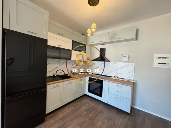 Apartament modern 1+1 për qira tek Tirana Garden Building, Rruga e Kavajës 800 €!
