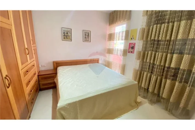 Tirane, jepet me qera apartament 1+1 , 60 m² 600 € (Rruga Dervish Hima - Air Albania Stadium)