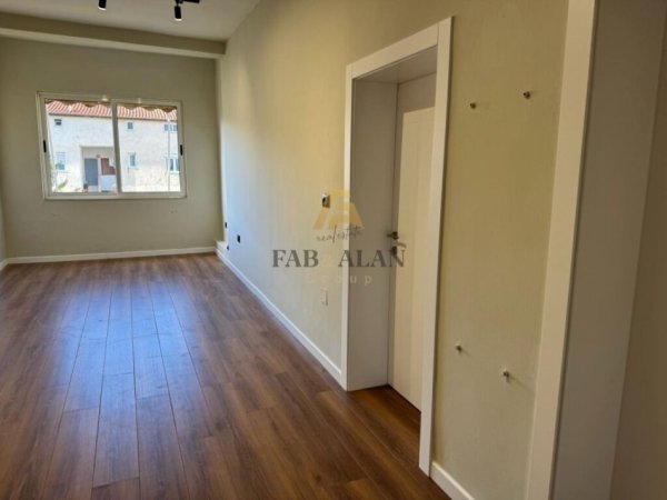 Tirane, shitet apartament 2+1 Kati 5, 72 m² 125.000 € (Myslym Shyri)