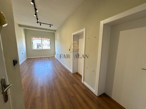 Tirane, shitet apartament 2+1 Kati 5, 72 m² 125.000 € (Myslym Shyri)