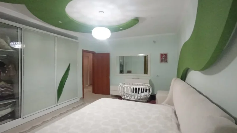 Tirane, jap me qera apartament 2+1+Aneks+Ballkon Kati 3, 110 m² 500 € (Astir, rruga Marie Kraja)