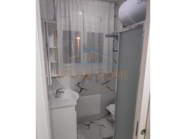 Tirane, jepet me qera apartament 2+1 Kati 1, 74 m² 450 € (Porcelan)