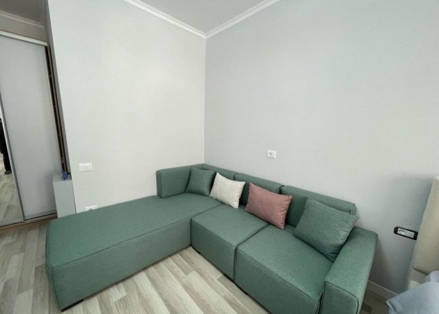 Tirane, jepet me qera garsonier Kati 3, 40 m² 500 € (Qender)