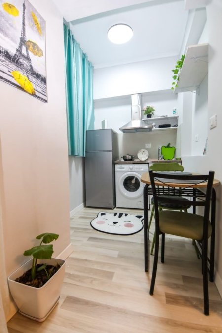 Tirane, jepet me qera garsonier Kati 3, 40 m² 500 € (Qender)