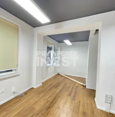 Tirane, jepet me qera Kati 1, 85 m² 900 € (Shallvaret)