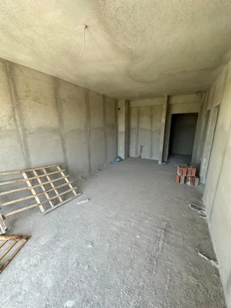 Tirane, shitet apartament 1+1+Ballkon Kati 2, 66 m² 79.000 € (Vila L)