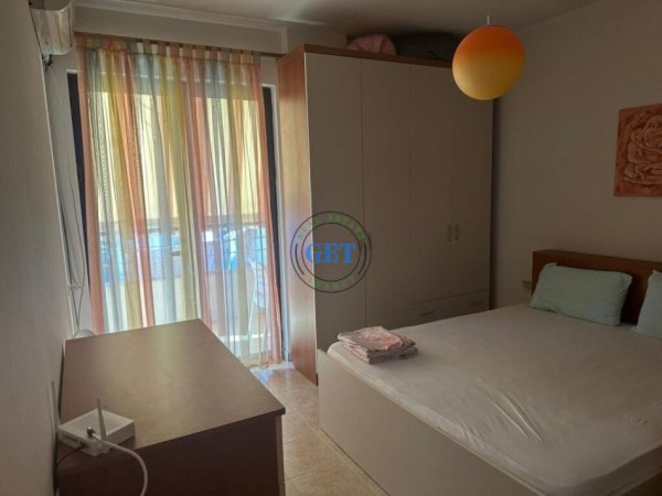 Durres, jepet me qera apartament 2+1+Ballkon Kati 3, 80 m² 380 € (Qender , Durres)