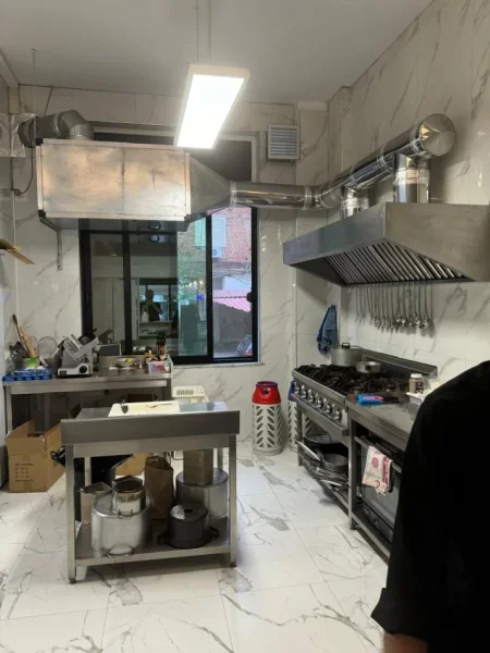 Tirane, shitet ambjent biznesi Kati 0, 78 m² 175.000 € (SHESHI WILLSON)