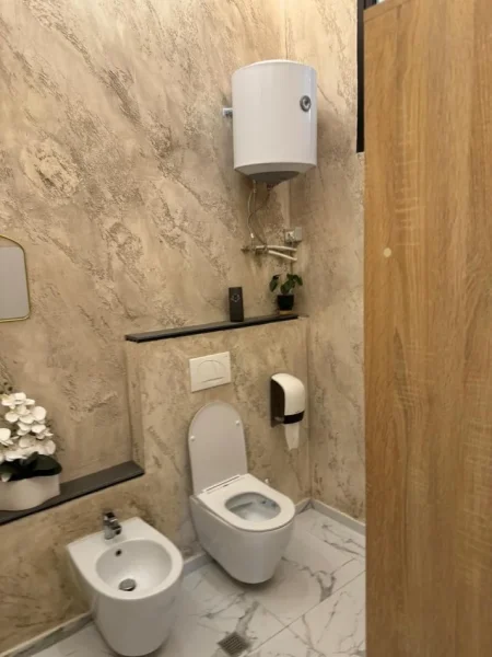 Tirane, shitet ambjent biznesi Kati 0, 78 m² 175.000 € (SHESHI WILLSON)