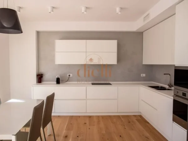 Tirane, shitet Vile 3+1+Aneks+Ballkon Kati 3, 403 m² 950.000 € (Mjulle-Bathore)