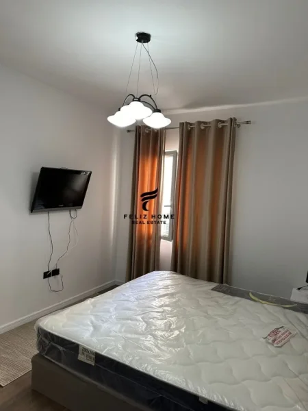 Tirane, jepet me qera apartament 1+1+Ballkon Kati 1, 75 m² 600 € (LIQENI I THATE)