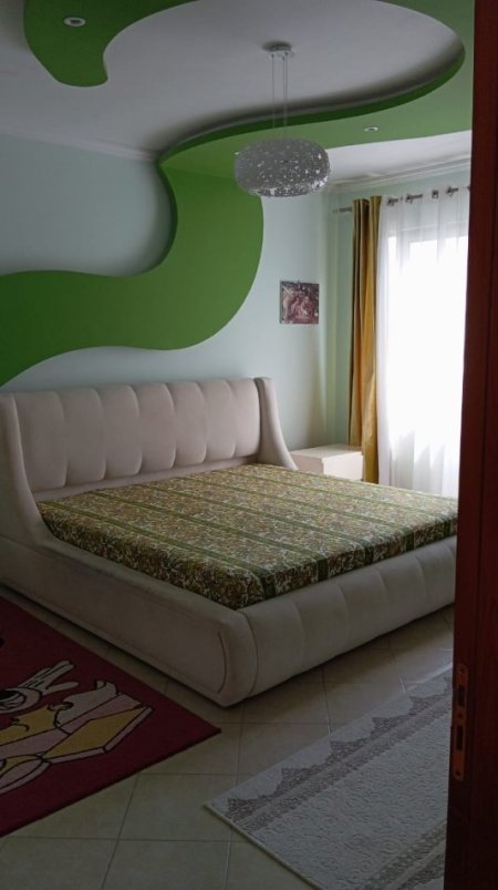 Tirane, jap me qera apartament 2+1+Ballkon Kati 3, 90 m² 500 € (ASTIR)
