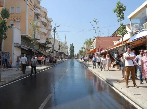 Tirane, jepet me qera garsonier 1+1 Kati 1, 60 m² 310 € (5 Maj)