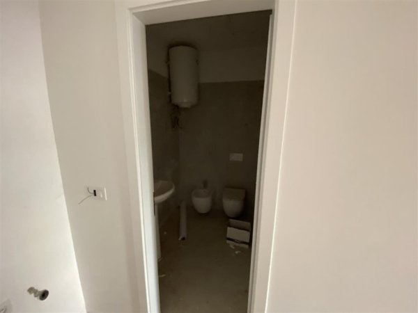 Tirane, jepet me qera apartament 1+1+Ballkon Kati 2, 60 m² 350 € (KODRA E DIELLIT 1)