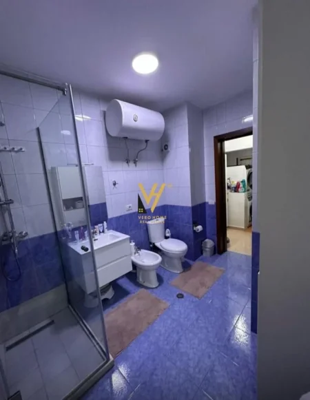 Tirane, shitet apartament 3+1+Ballkon Kati 9, 153 m² 244.800 € (ISH-FUSHA E AVIACIONIT)