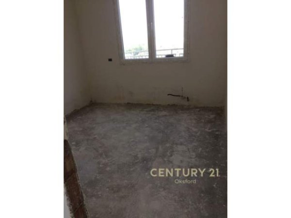 SHESIM APARTAMENT 2+1+POST PARKIMI TE ISH FUSHA E AVIACIONIT! Kati 7, 113 m² 143.000 Euro