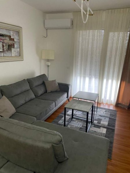 Tirane, jepet me qera apartament 2+1 Kati 6, 110 m² 650 Euro (ndre mjeda)