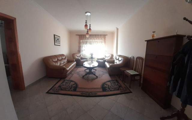 Tirane, jepet me qera Vile 3+1+BLK Kati 1, 250 m² 900 Euro (fresk)