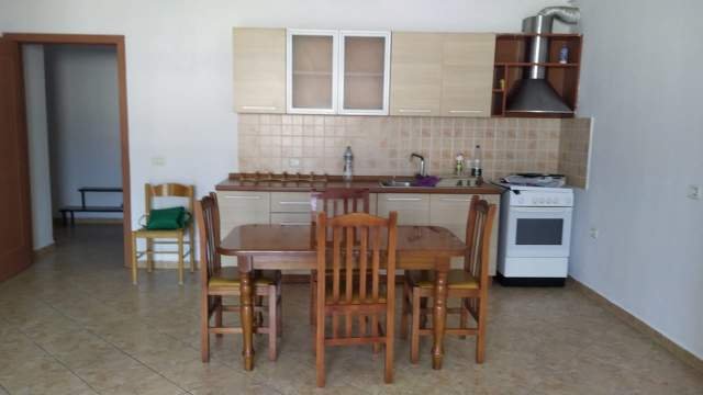 Tirane, jepet me qera apartament 1+1+BLK Kati 3, 77 m² 380 Euro (riza cerova)