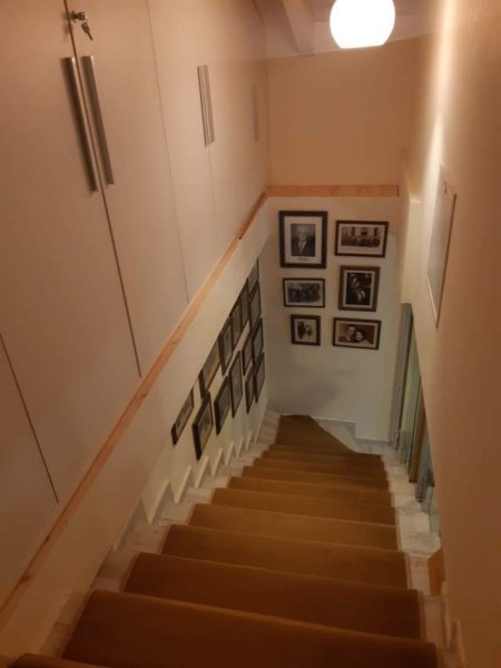 Tirane, jepet me qera Vile 3+1+BLK Kati 2, 120 m² 2.000 Euro (surrel)