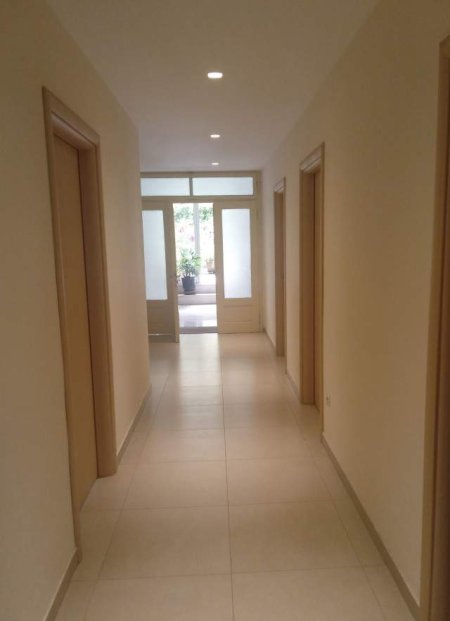 Tirane, jepet me qera garsonier 1+1 Kati 2, 50.000 Leke (myslym shyri)