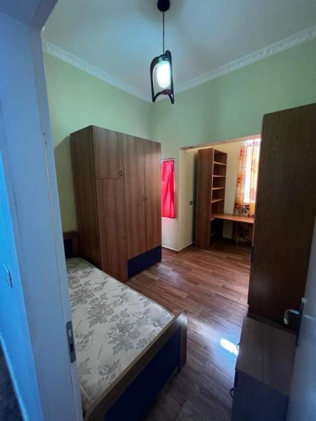 Tirane, jepet me qera apartament 3+1+BLK Kati 2, 109 m² 700 Euro (Zogu i Zi)
