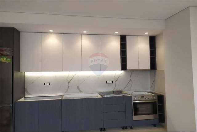Tirane, jepet me qera apartament 1+1 70 m² 400 Euro (SHKOLLA BALETIT)