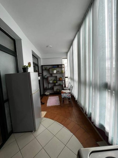 Tirane, jepet me qera apartament 2+1+BLK Kati 8, 86 m² 500 Euro (Mbrapa Deliorgjit)