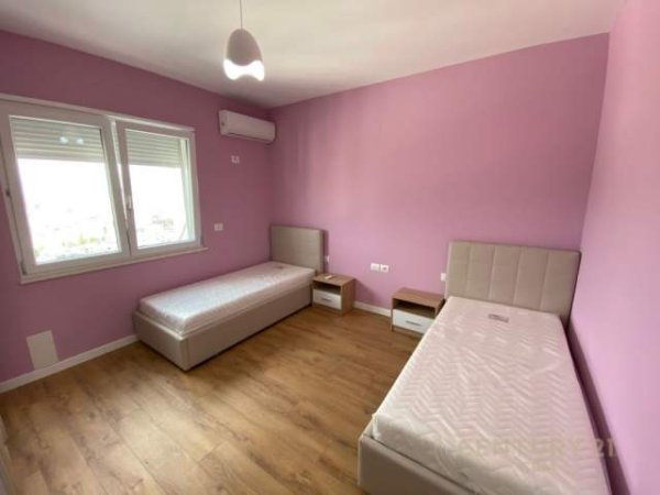 Tirane, jepet me qera apartament 2+1+A+BLK Kati 4, 132 m² 850 Euro (Kopshti Botanik)