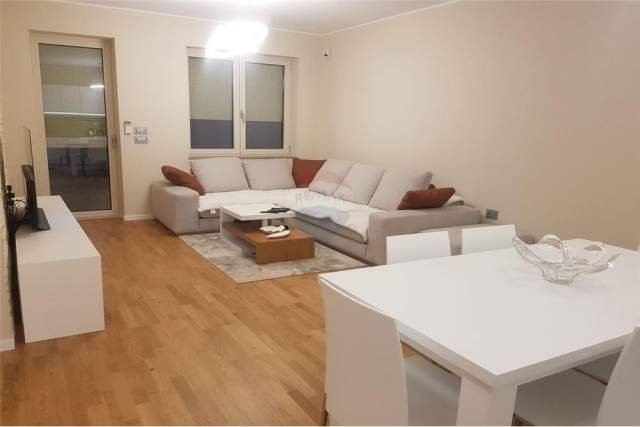 Tirane, jepet me qera apartament 2+1+BLK 120 m² 750 Euro (EDUARD MANO)
